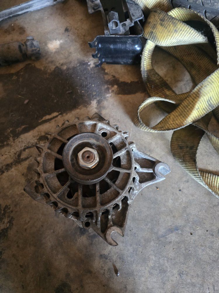 Main image 3
