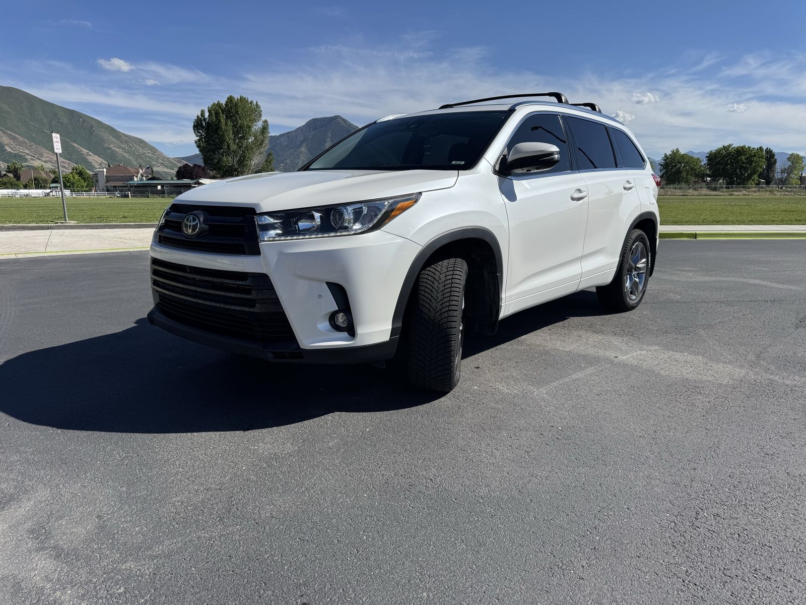 2019 Toyota Highlander Limited Platinum