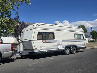 *CLEAN* 26FT CAMPER TRAILER