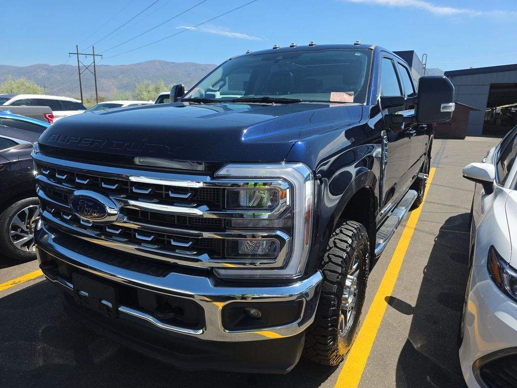 2025 Ford F-350 Super Duty Lariat