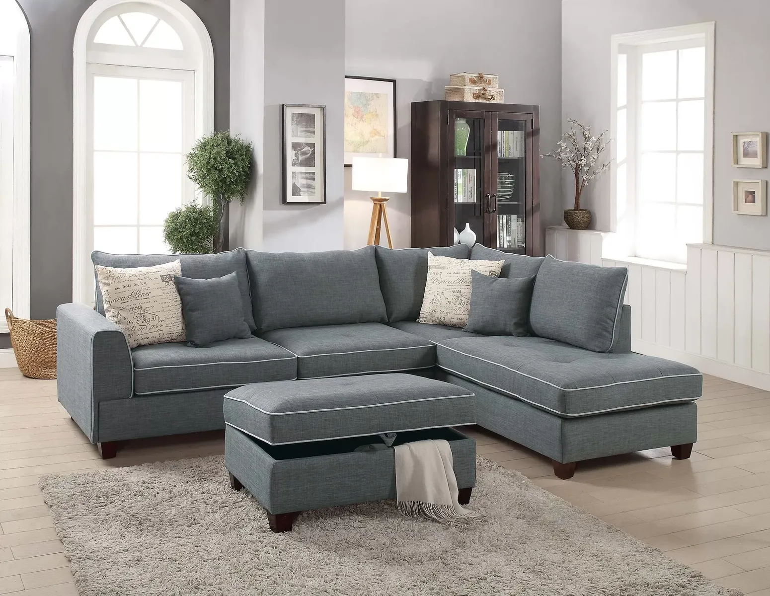 NEW SECTIONAL with STORAGE OTTOMAN & PILLOWS - NEW IN BOX
