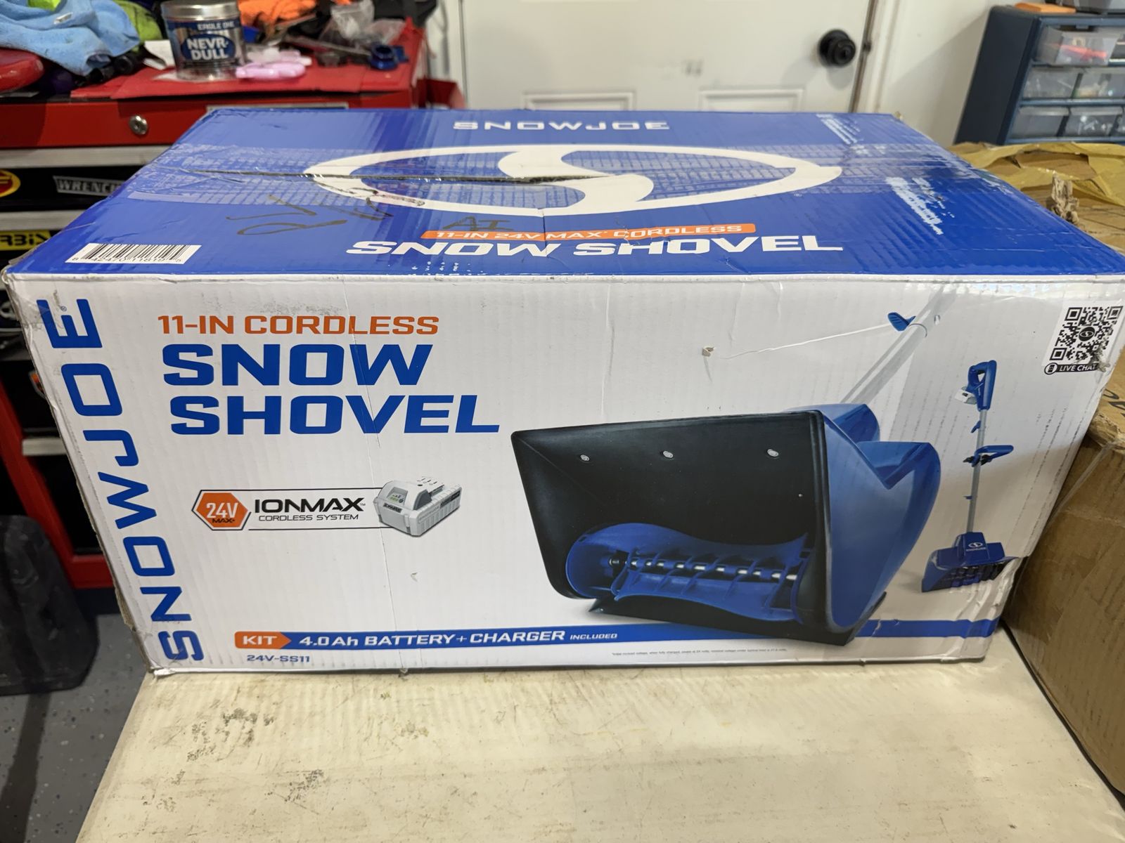 SnowJoe 24v 11” cordless snow shovel