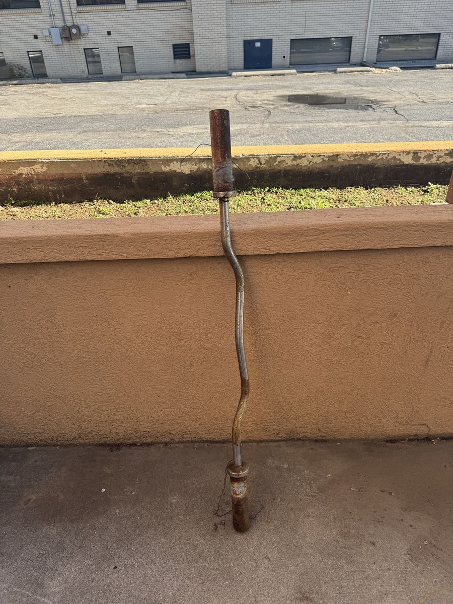 EZ bar, or curl bar, used for biceps and tricep