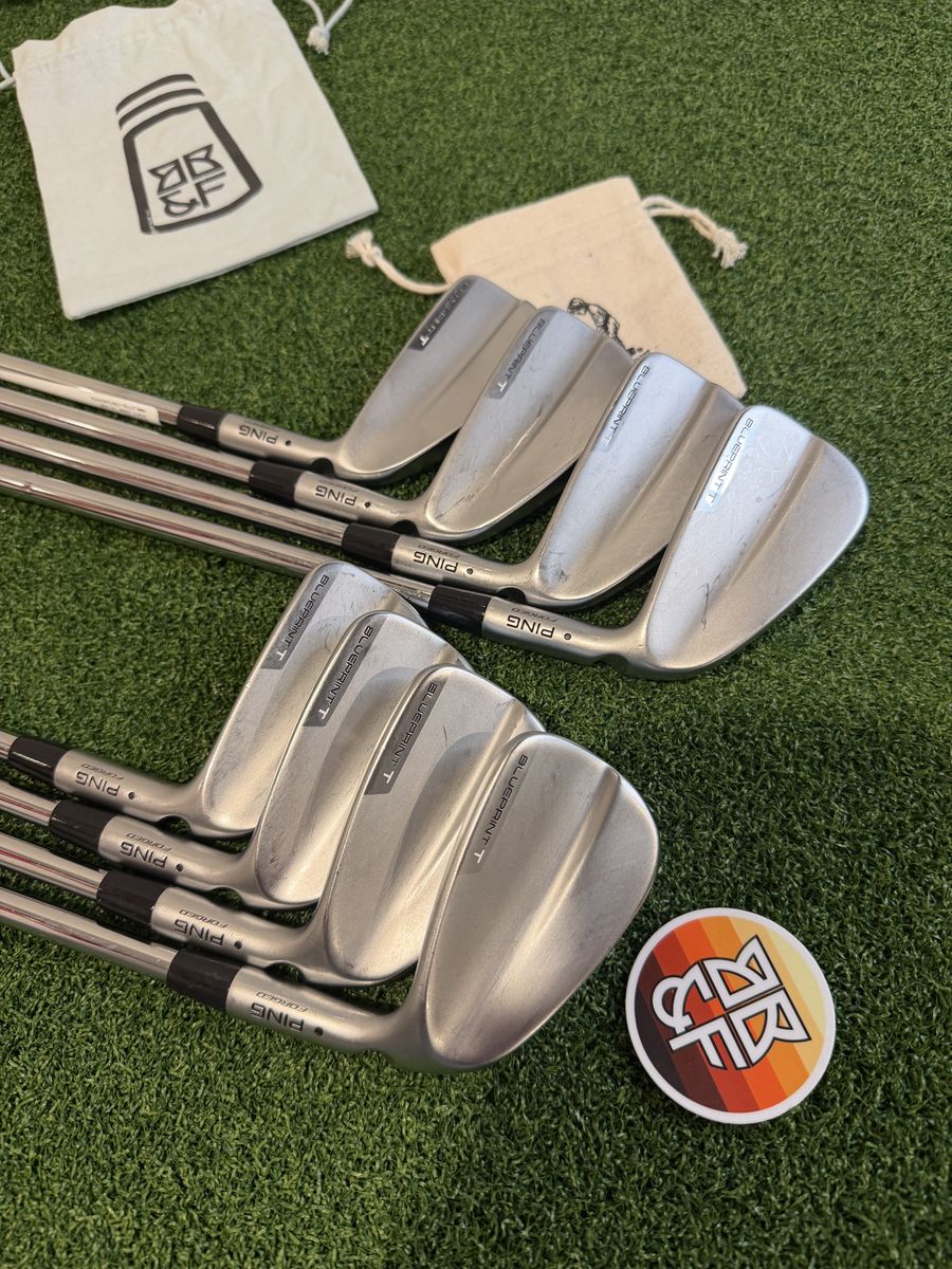 Ping Blueprint T  3-PW Black Dot Iron Set DG X100