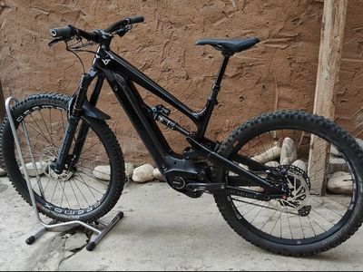 2020 YT Decoy E-MTB- Medium