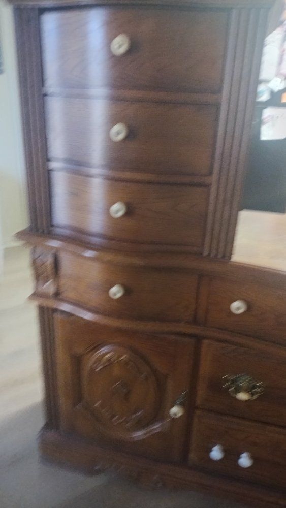 Main image 2