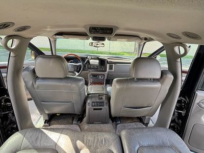 2002 Cadillac Escalade Luxury