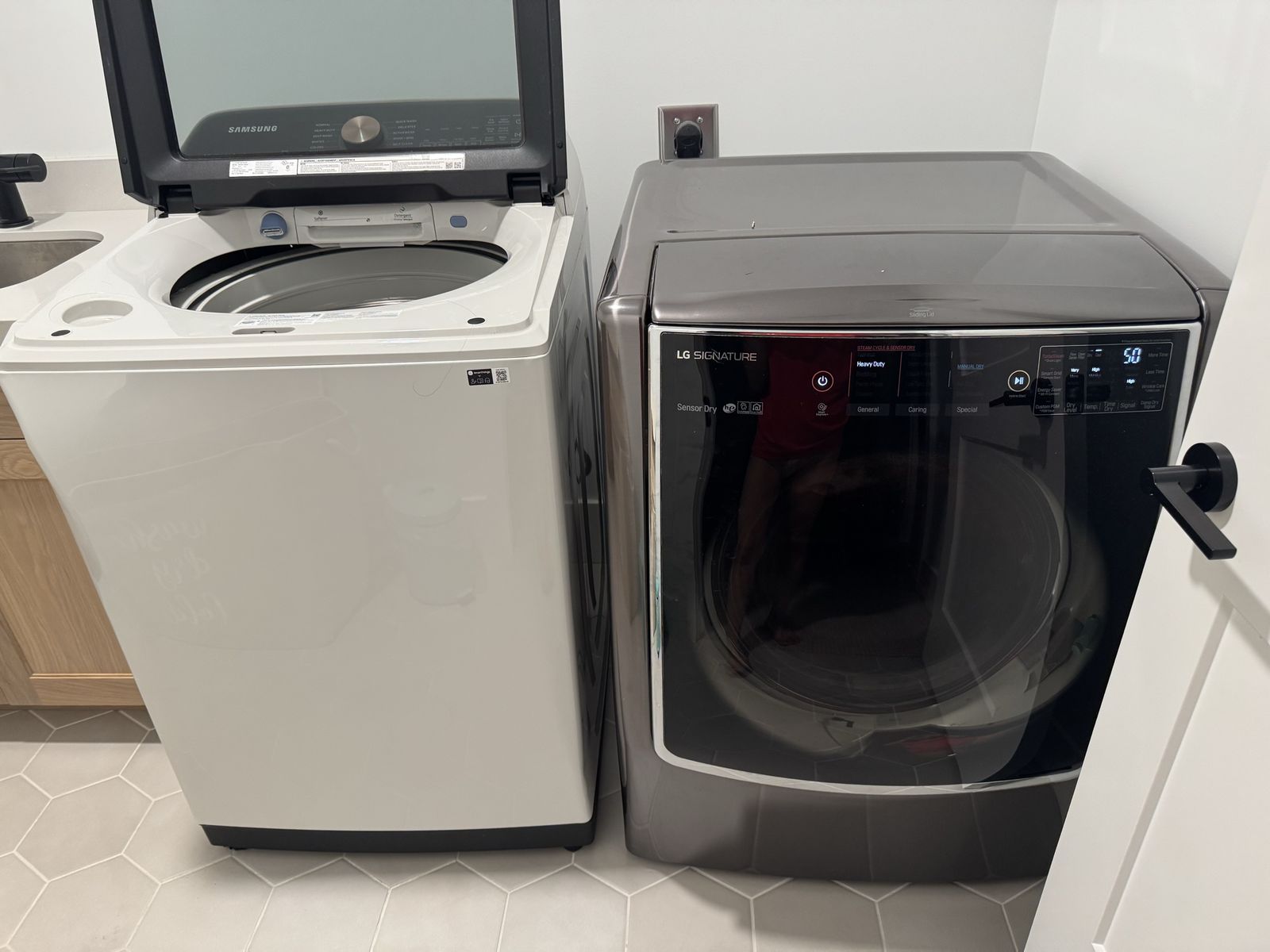 Mismatched working set Samsung 5.5 CuFt washer and LG Signature 9.0 Electric Dryer