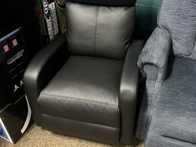 Black Leather Massage Chair