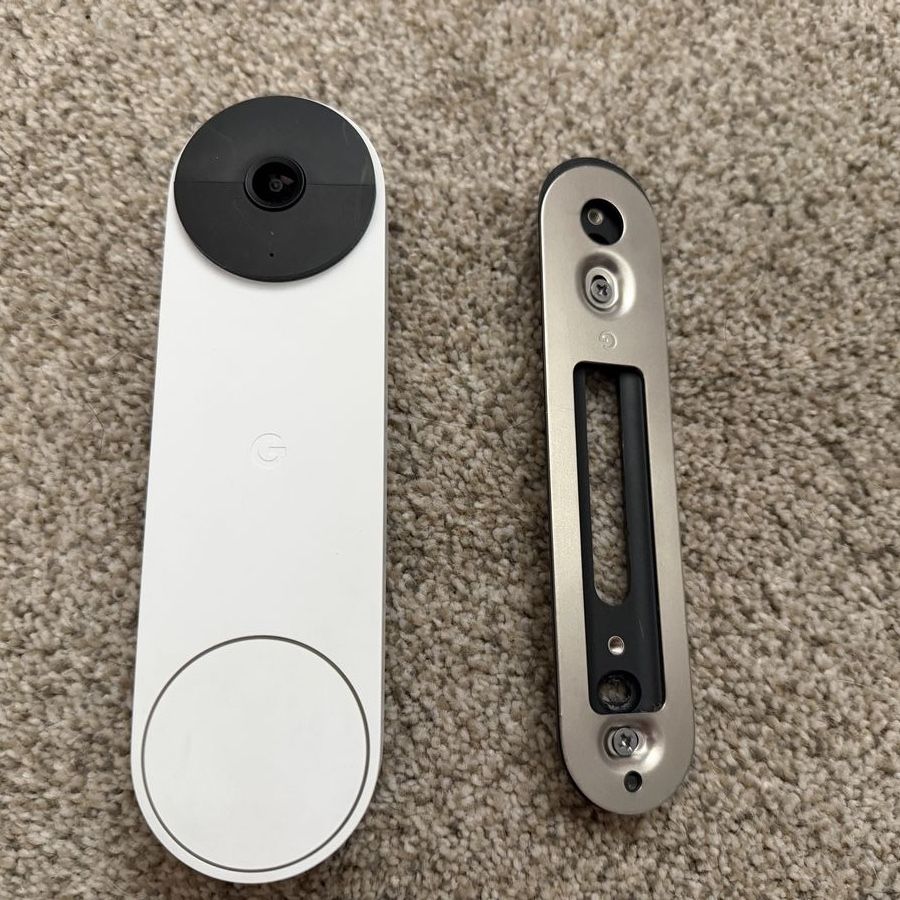 Google Nest Doorbell (Battery) White Smart Video Doorbell Camera GWX3T with Mount