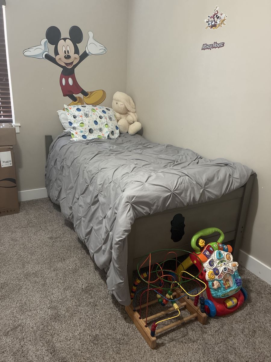 2 twin mattresses w/ a twin bed asking 75.00 obo