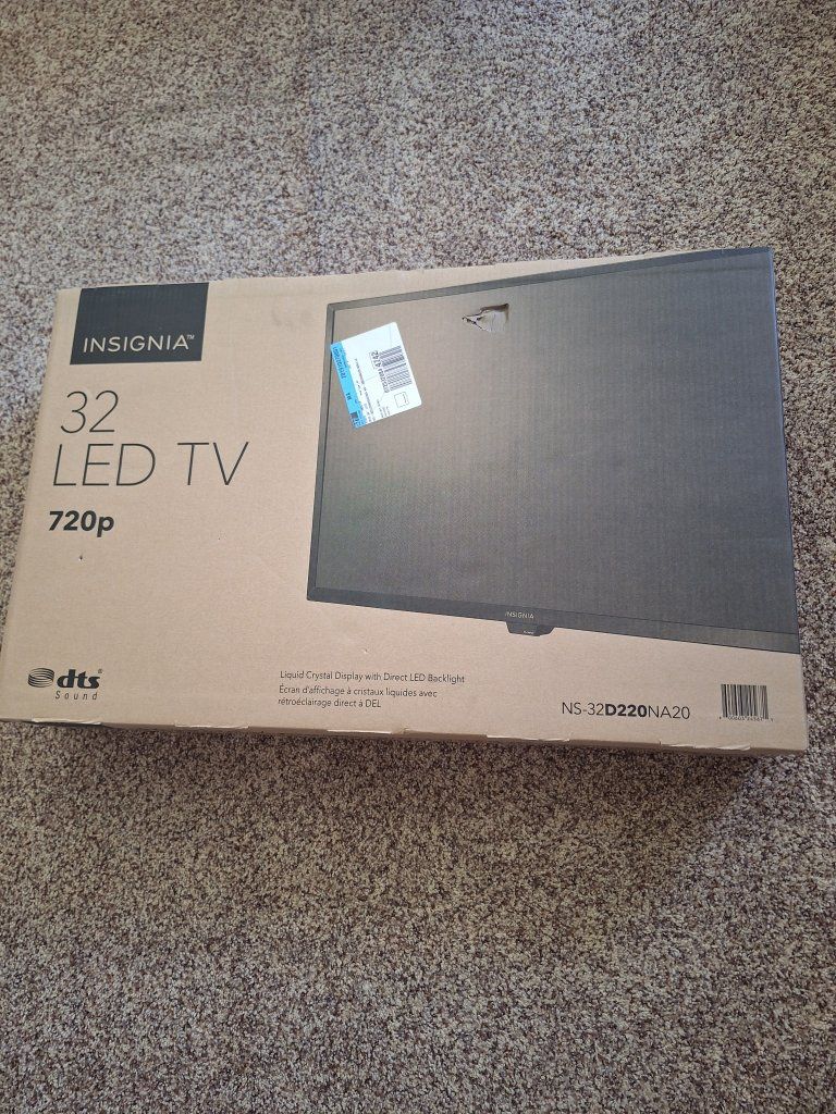 Insignia 32 Inch 720p LED TV Model NS-32D220NA20