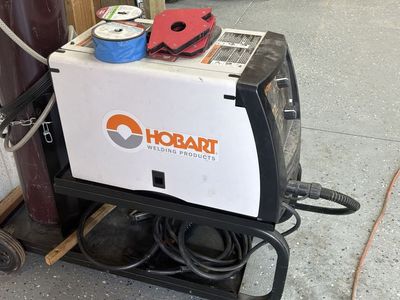 Hobart Handler 140 115V Wire Feed Welder