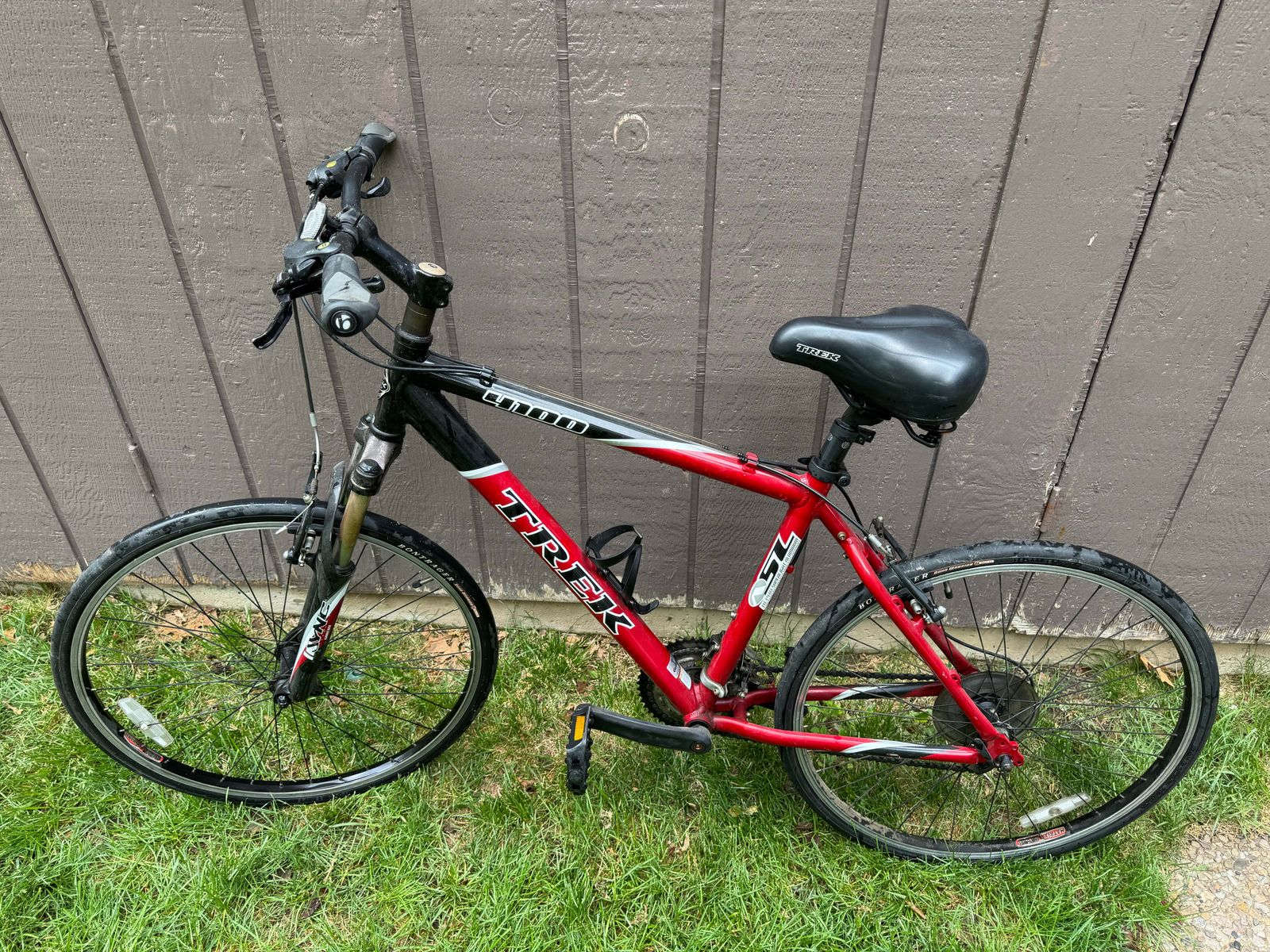 Trek 4100 Alpha Custom Aluminum Mountain Bike - Red/Black