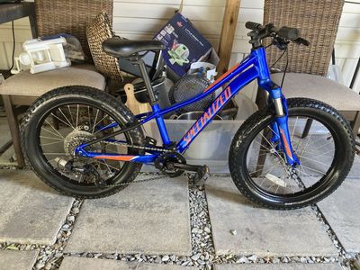 Specialized riprock 20inch kids mountain bike