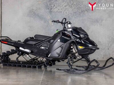 2026 Ski-Doo Summit® Adrenaline® with Edge Package 850 E-TEC 165 H_Alt Powder 3.0_Black