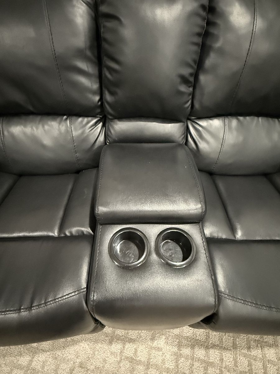 Main image 5