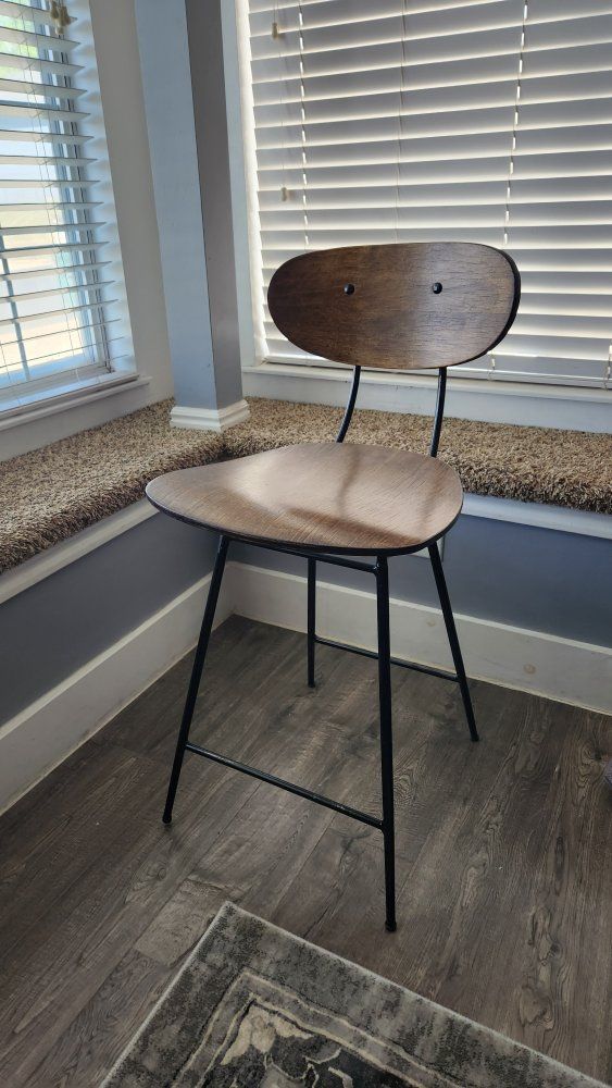 Bar Height Chair