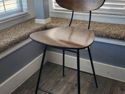 Bar Height Chair