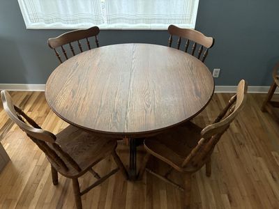 Dining Table + chairs