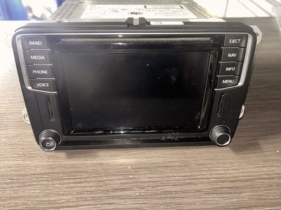 2018 OEM Volkswagen Tiguan Navigation System