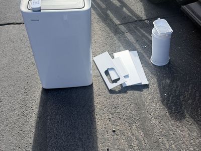 Toshiba Portable AC Unit with Remote Control - White