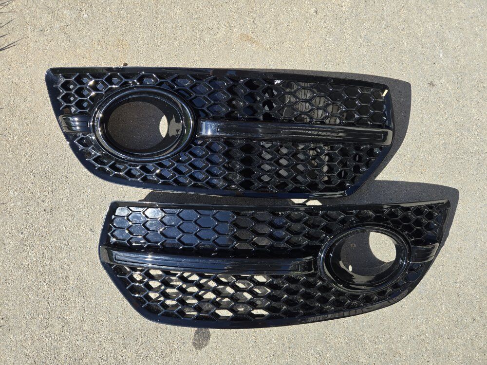 Audi Q5 Honeycomb Fog Light Covers
