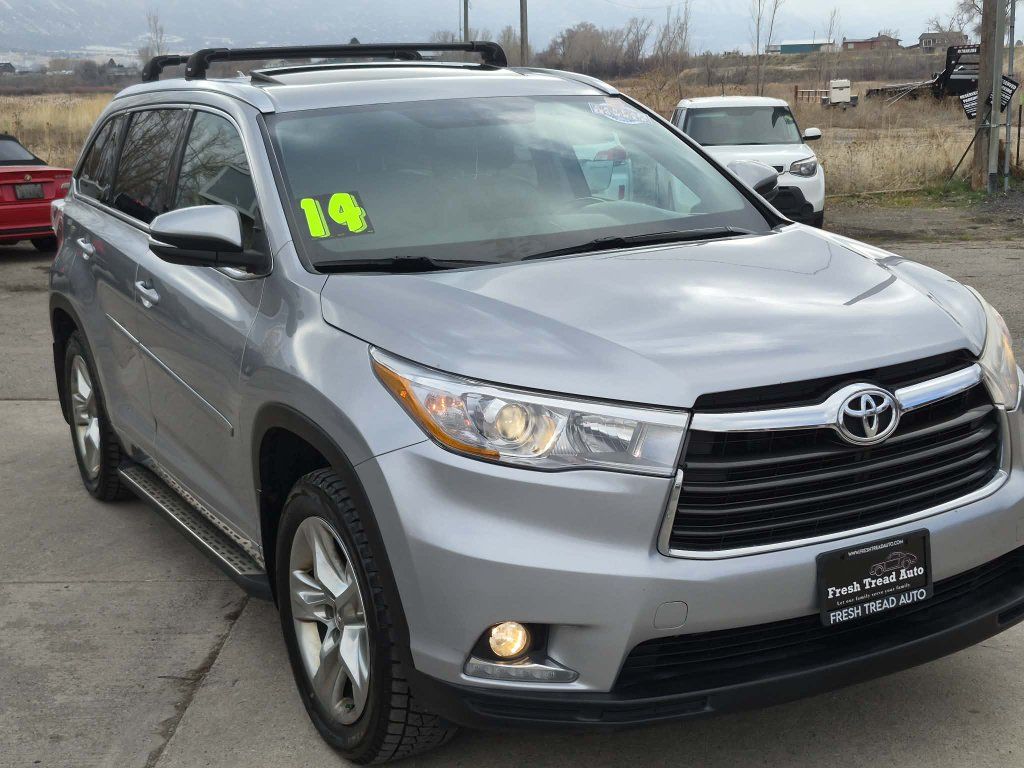 2014 TOYOTA HIGHLANDER Limited