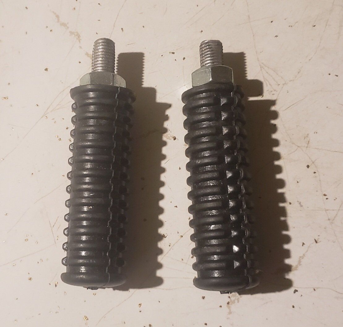 vintage style foot pegs