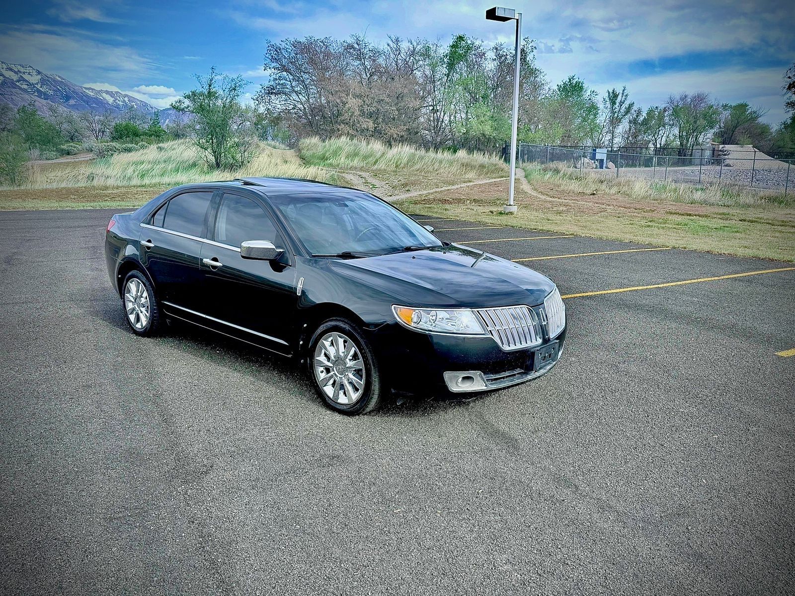 2010 LINCOLN MKZ Premiere