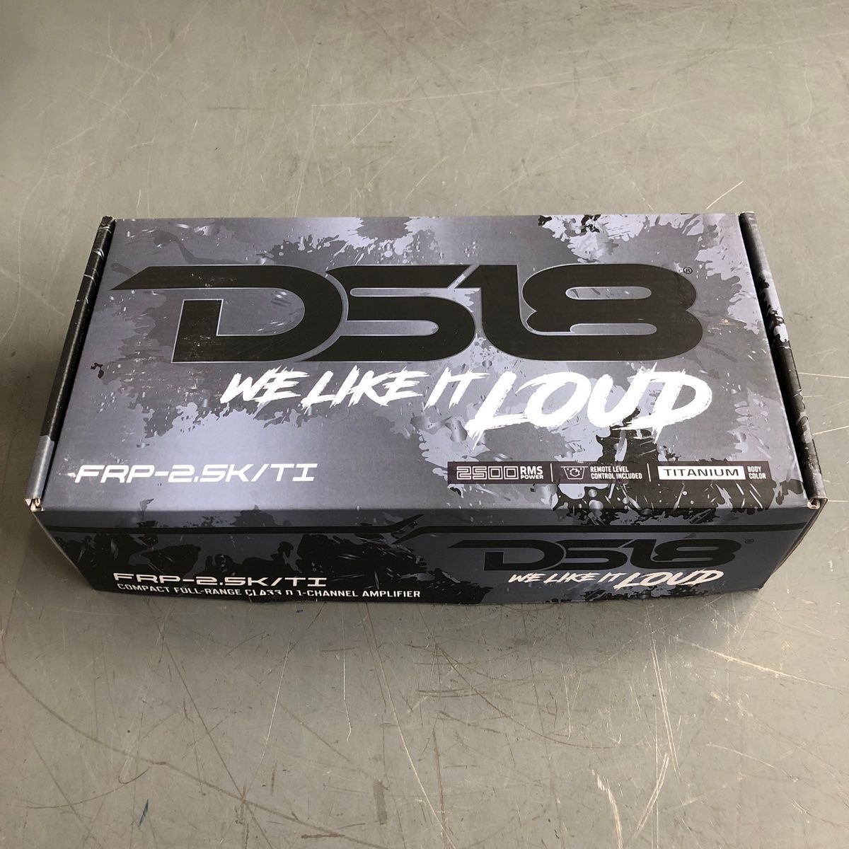 DS18 FRP-2.5K/TI COMPACT FULL RANGE CLASS D 1-CHANNEL AMPLIFIER 2500W RMS @ 1OHM TITANIUM