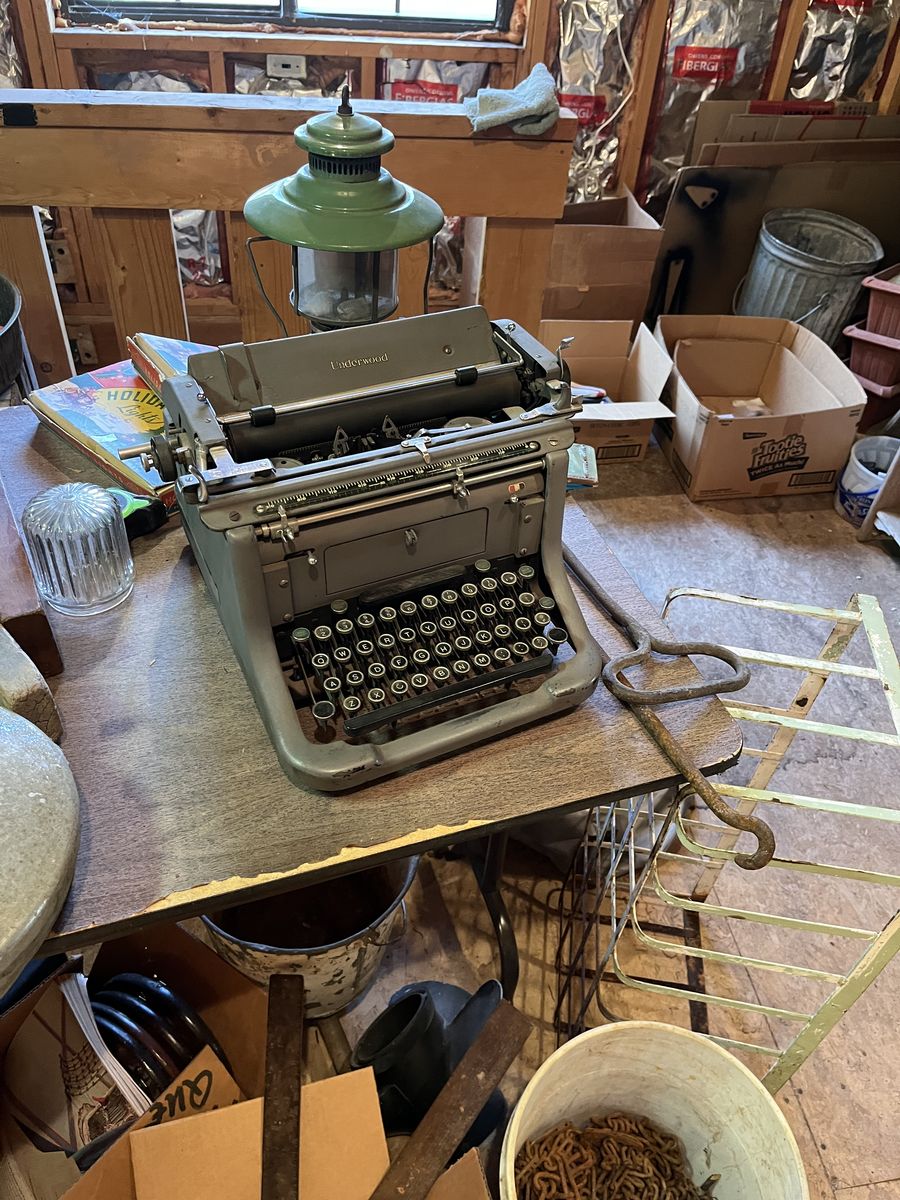 Vintage Underwood Typewriter