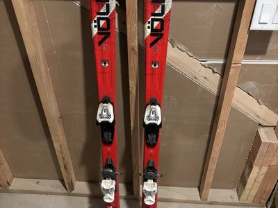 Volkl Unlimited AC Skis with Bindings - 150cm Red/Black All-Mountain Skis