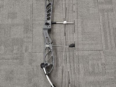 PSE Supra X37 Competition Compiund Bow