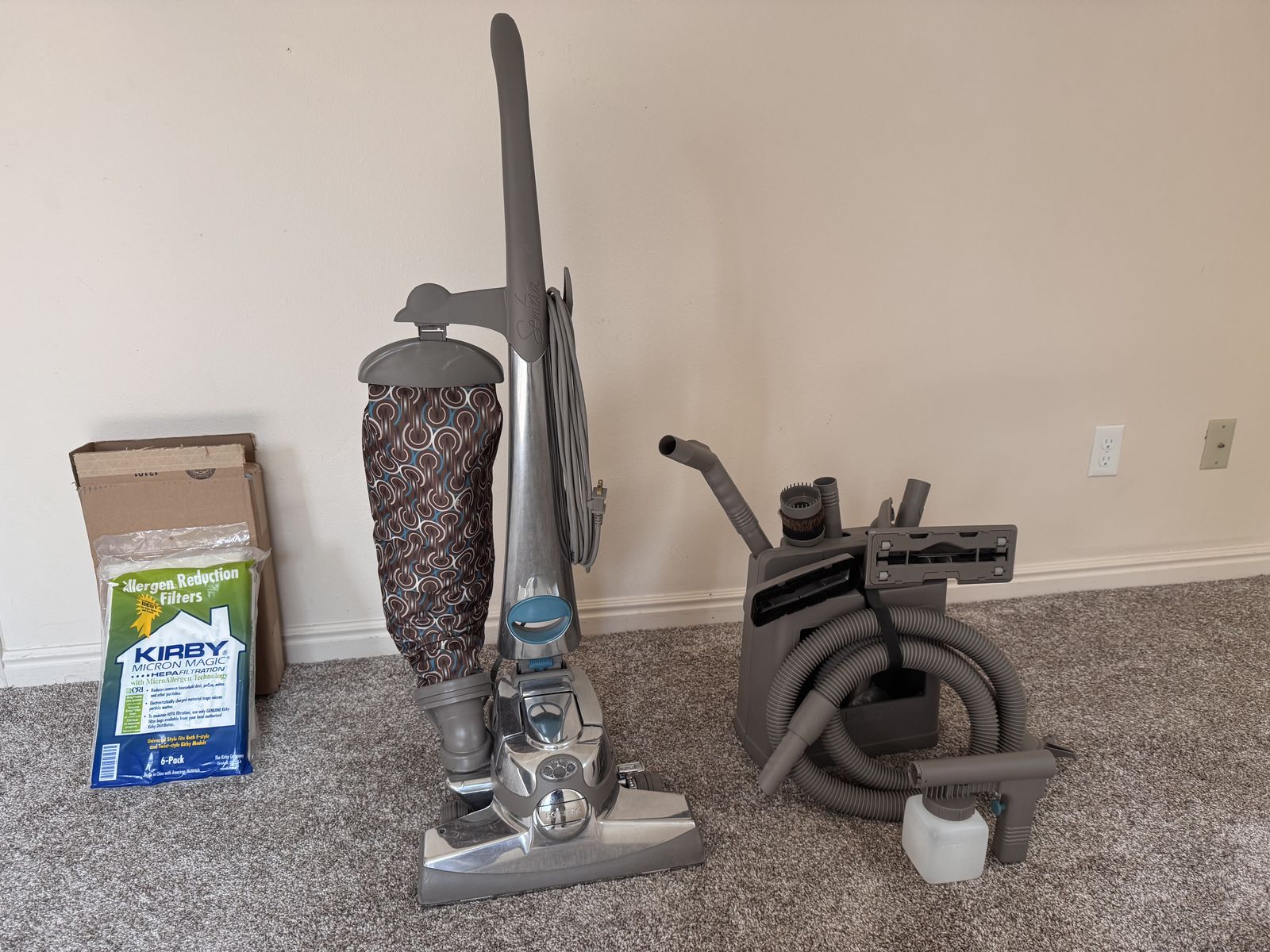 Kirby Sentra II Vacuum, Excellent Condition, includes unused Carpet Shampoo system and accessories