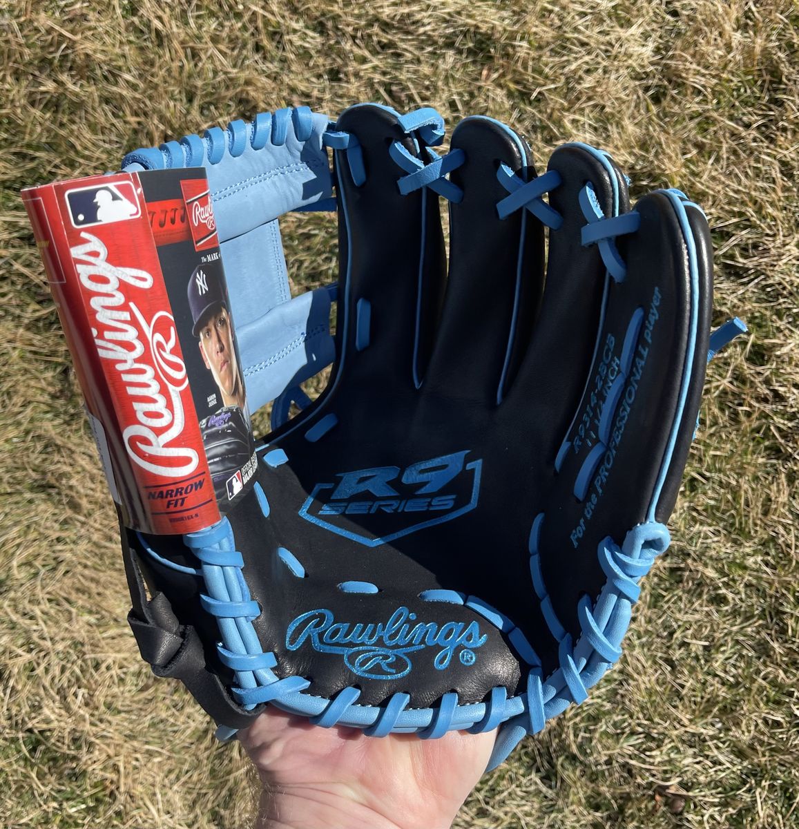 Rawlings 11.5 in. Baseball Glove
