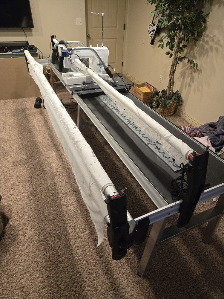 Handi Quilter frame with Brother Nouvelle 1500s