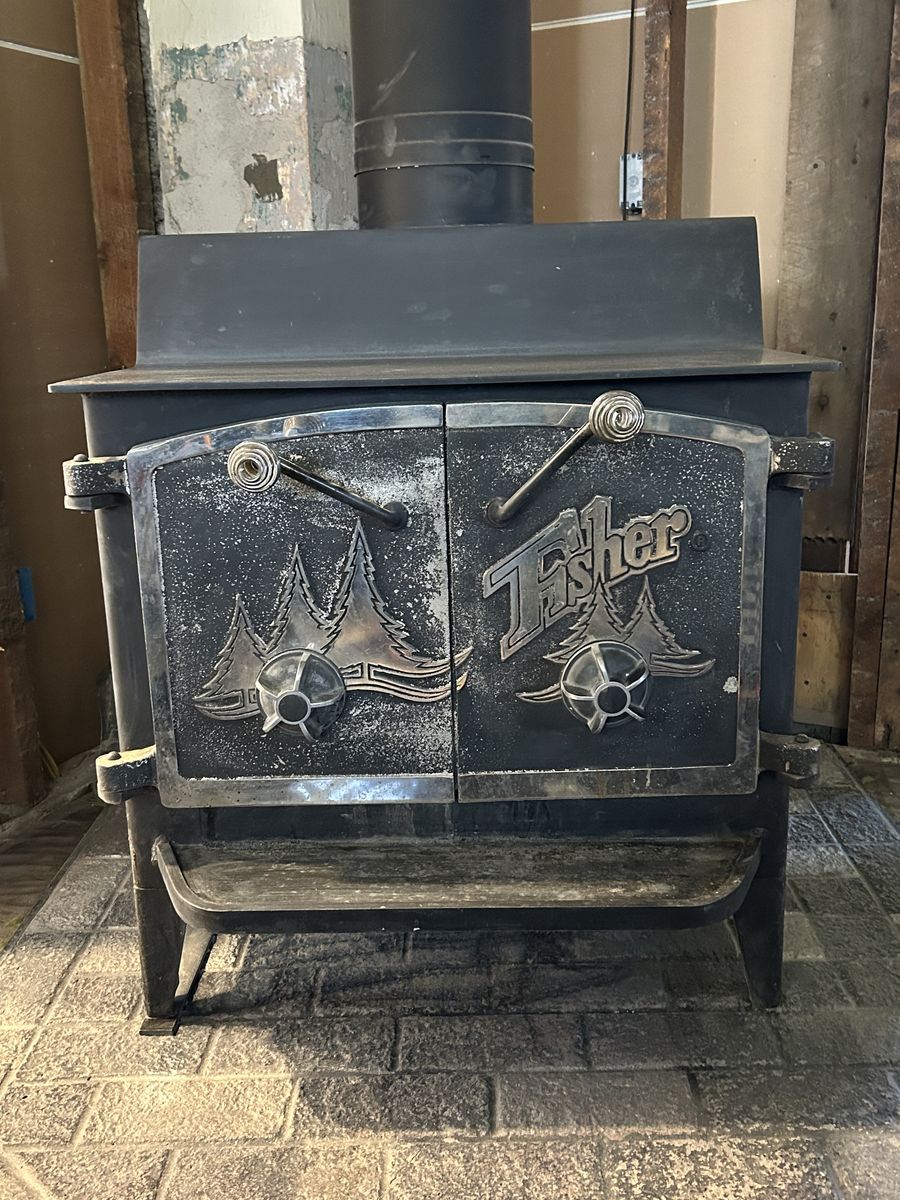 Fisher Grandma Bear Wood burning stove