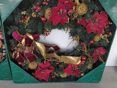 New large Costco wreath