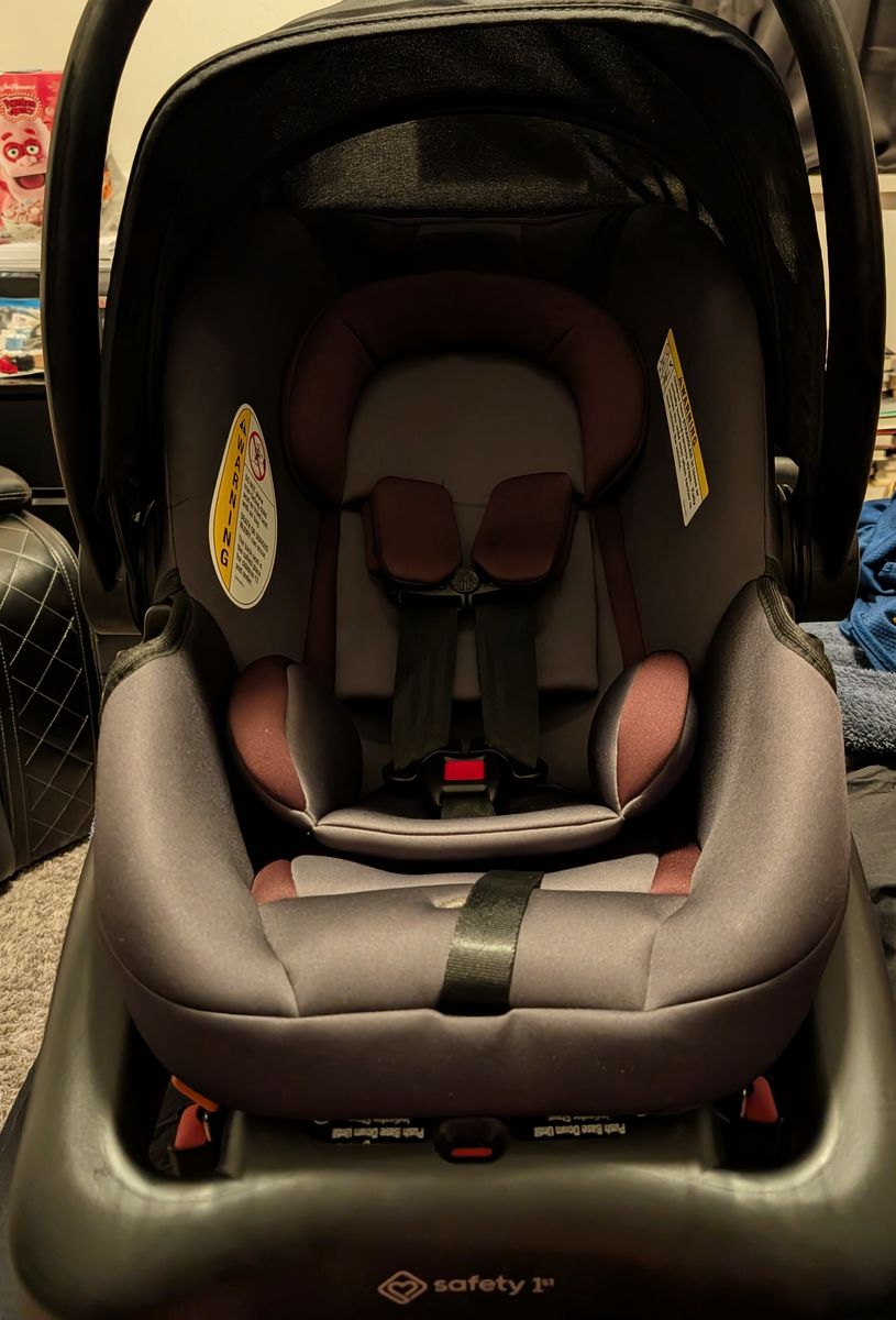 Safety 1st Onboard Insta Latch Infant Car seat