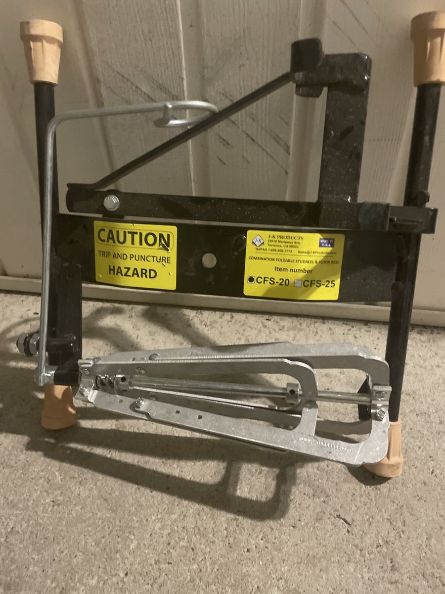 Combination foldable studreel and floor reel