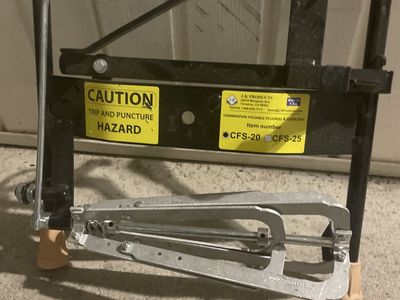 Combination foldable studreel and floor reel