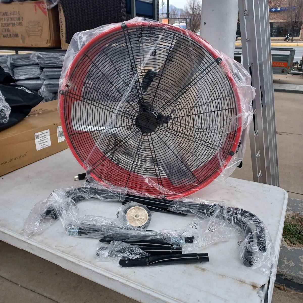 24-in Industrial floor fan