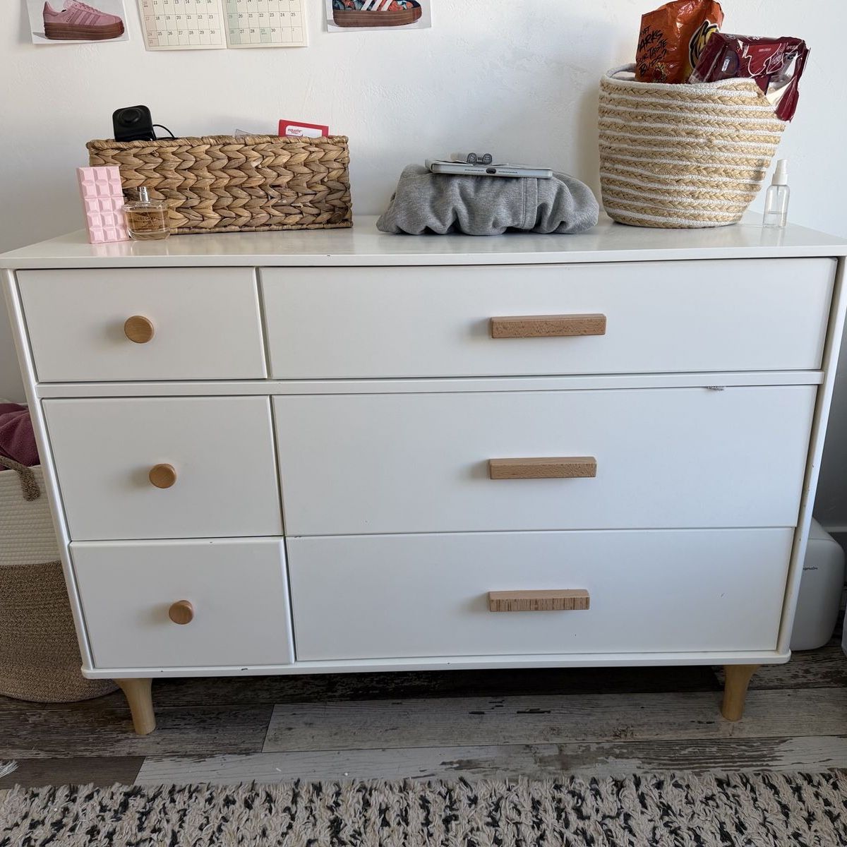 White dresser or changing table