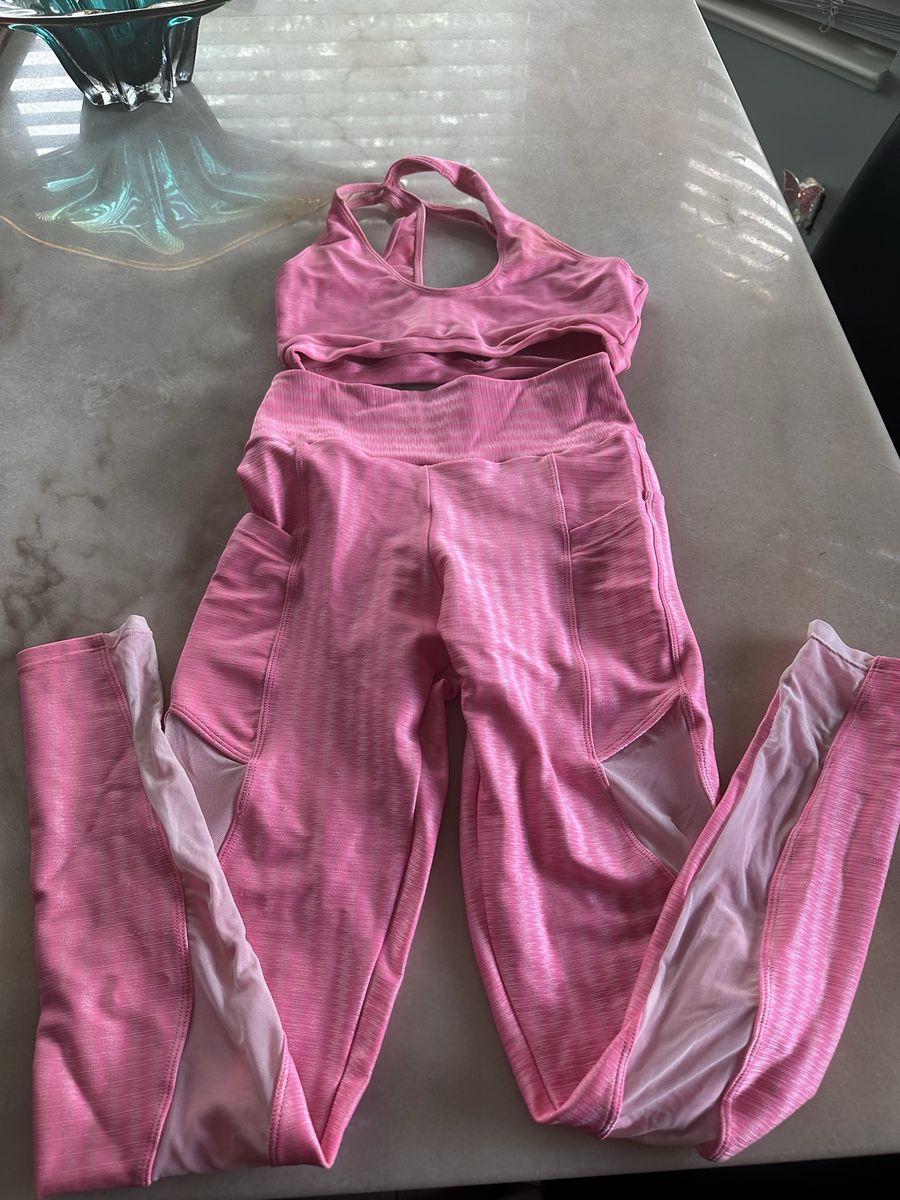 Pink Pin-Stripe Pink Athletic 2-Piece Set: Halter Sports Bra & Leggings with Mesh Panels, Size S