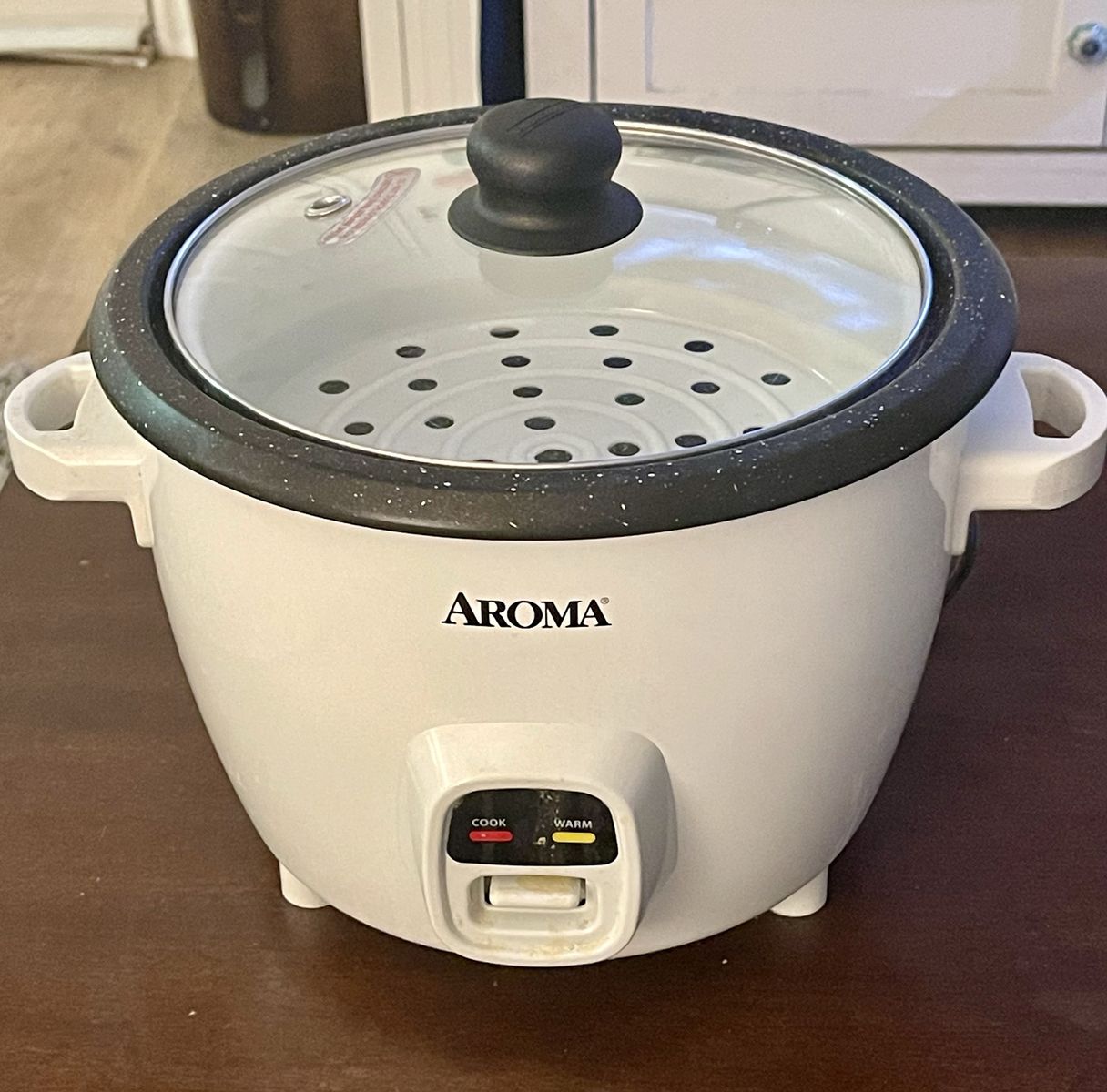 Aroma 20-Cup Electric Rice & Grain Cooker with Steamer & Non-Stick Pot