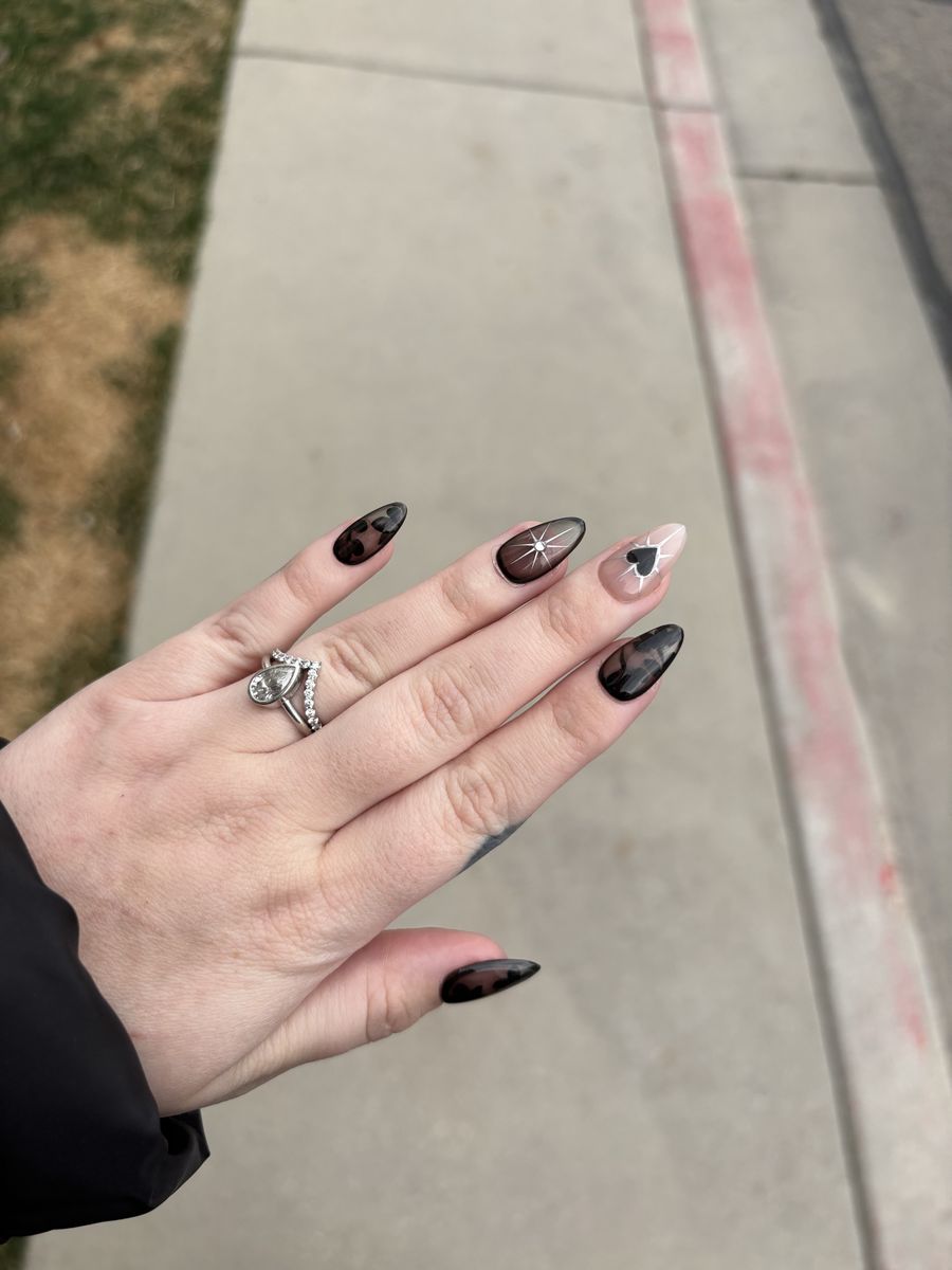 Engagement/wedding ring set