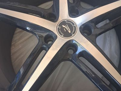 Platinum 440 smoothe trip 18 inch rims with new tires