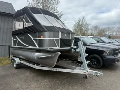 2023 Godfrey Sweetwater Mighty G