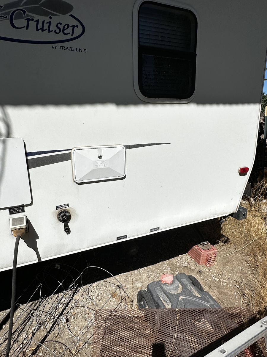 Main image 3